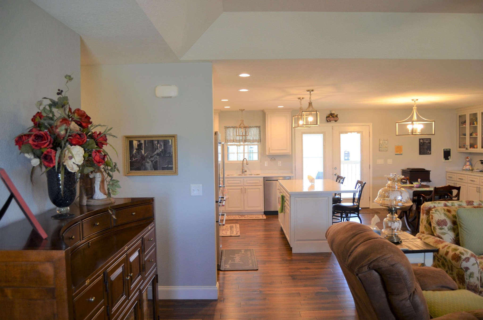 1039 Plateau Road Crossville, TN 38571 - Photo 7 of 40 a living room with furniture a couch and a potted plant