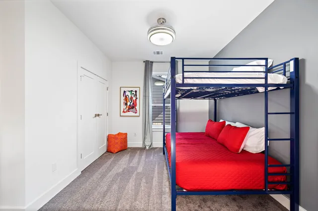 $4,500 | 207 East 38th Street, Houston, TX 77018