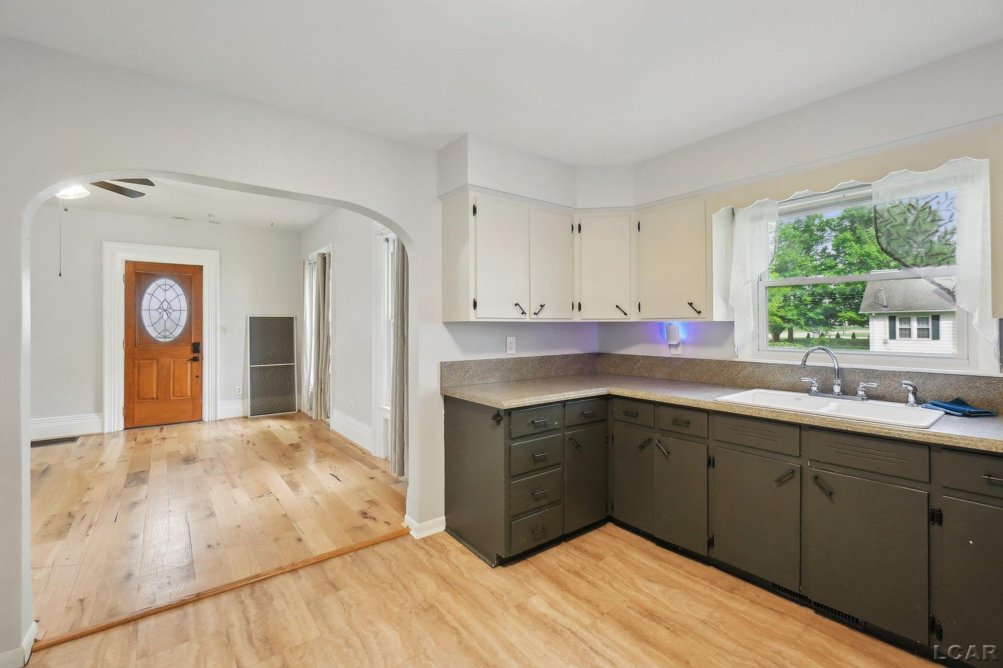 6815 Brooklyn Road Jackson, MI 49201 - Photo 11 of 39