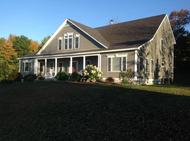 $999,000 | 30 Horizon Drive, Goffstown, NH 03045