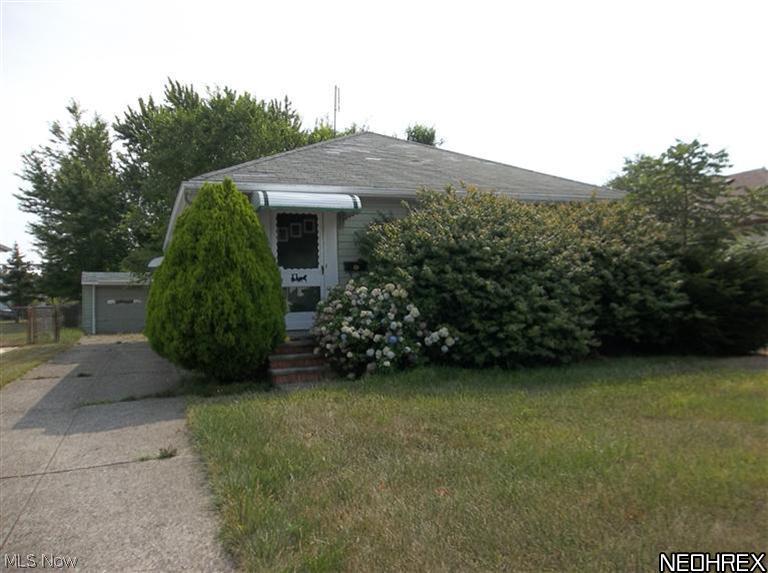 709 Glenhurst Road Willowick, OH 44095 - Photo 1 of 4 FRONT GLENHURST