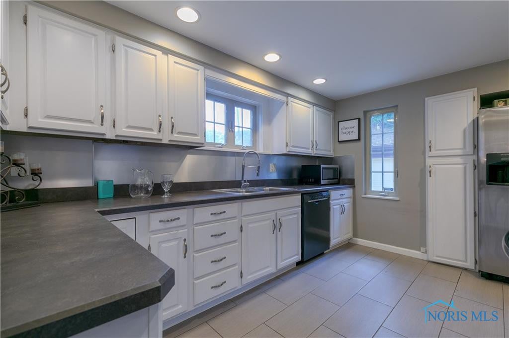 2913 Goddard Road Toledo, OH 43606 - Photo 17 of 36 Gallery Image 17