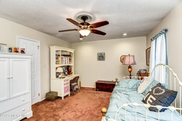 $450,000 | 258 Grassmere Court, Aberdeen, NJ 07747