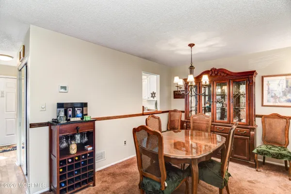 $450,000 | 258 Grassmere Court, Aberdeen, NJ 07747