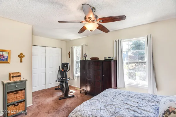 $450,000 | 258 Grassmere Court, Aberdeen, NJ 07747