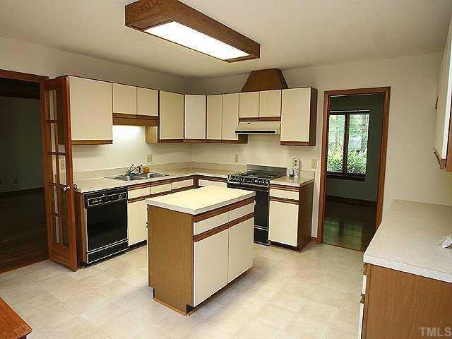 11330 Saddleview Court Raleigh, NC 27613 - Photo 5 of 10 Spacious Kitchen with Center Island, Lots of Counter Space and Plenty of Cabinets. Kitchen