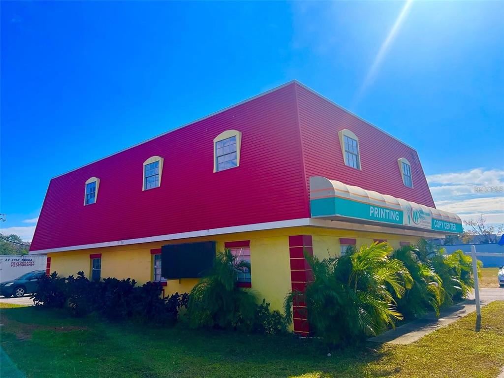 5519 Hanley Road Tampa, FL 33634 - Photo 7 of 30