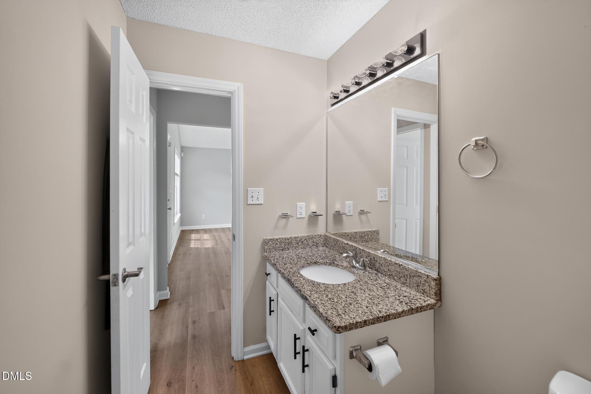 904 Rauhut Street Burlington, NC 27217 - Photo 31 of 38 32_904_Rauhut_St-Bathroom-3288
