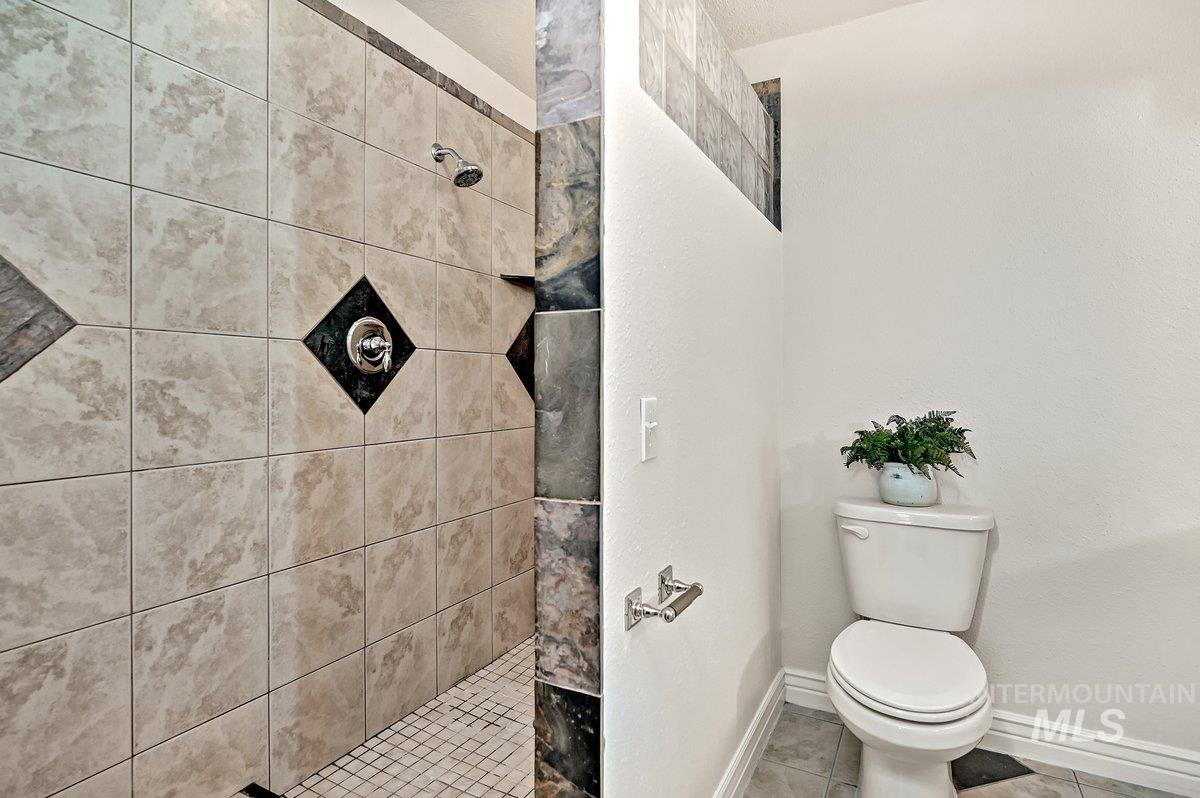 2934 North Mountain Road Boise, ID 83702 - Photo 22 of 33