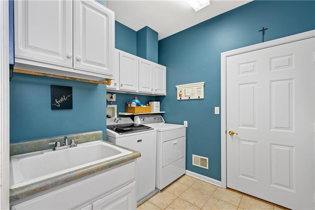 174 Forsythe Road Valencia, PA 16059 - Photo 12 of 25