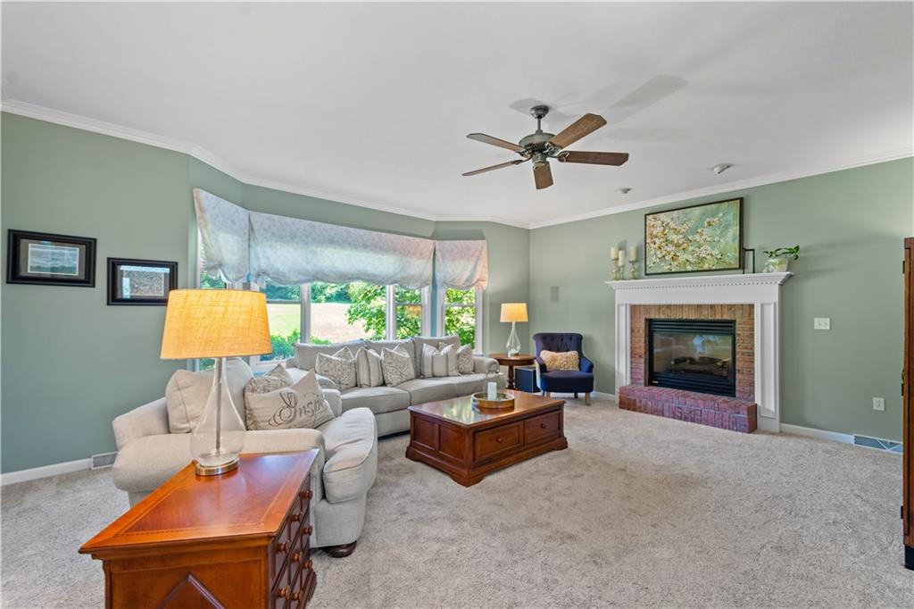 174 Forsythe Road Valencia, PA 16059 - Photo 5 of 25