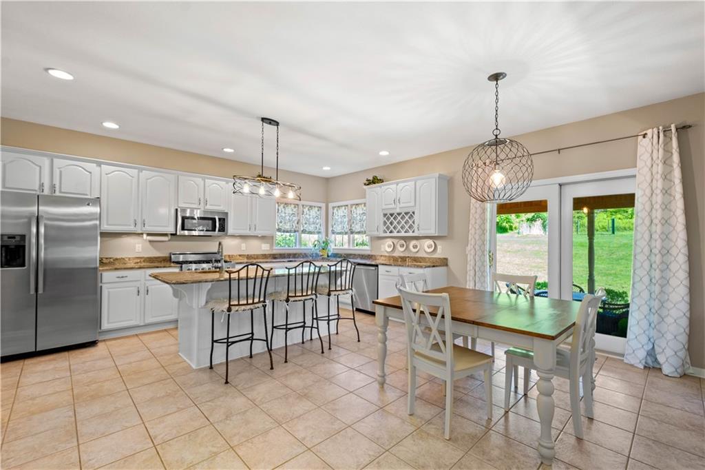 174 Forsythe Road Valencia, PA 16059 - Photo 7 of 25