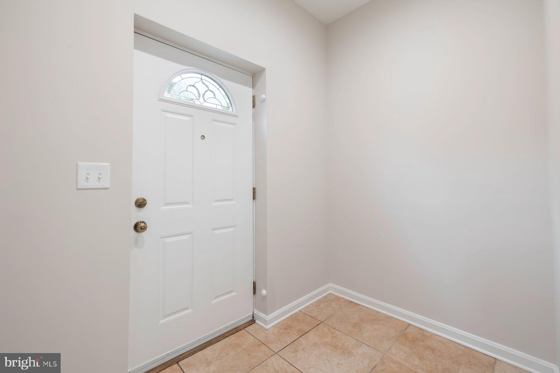 18604 Muncaster Road Rockville, MD 20855 - Photo 34 of 90 Separate entrance/mudroom from driveway