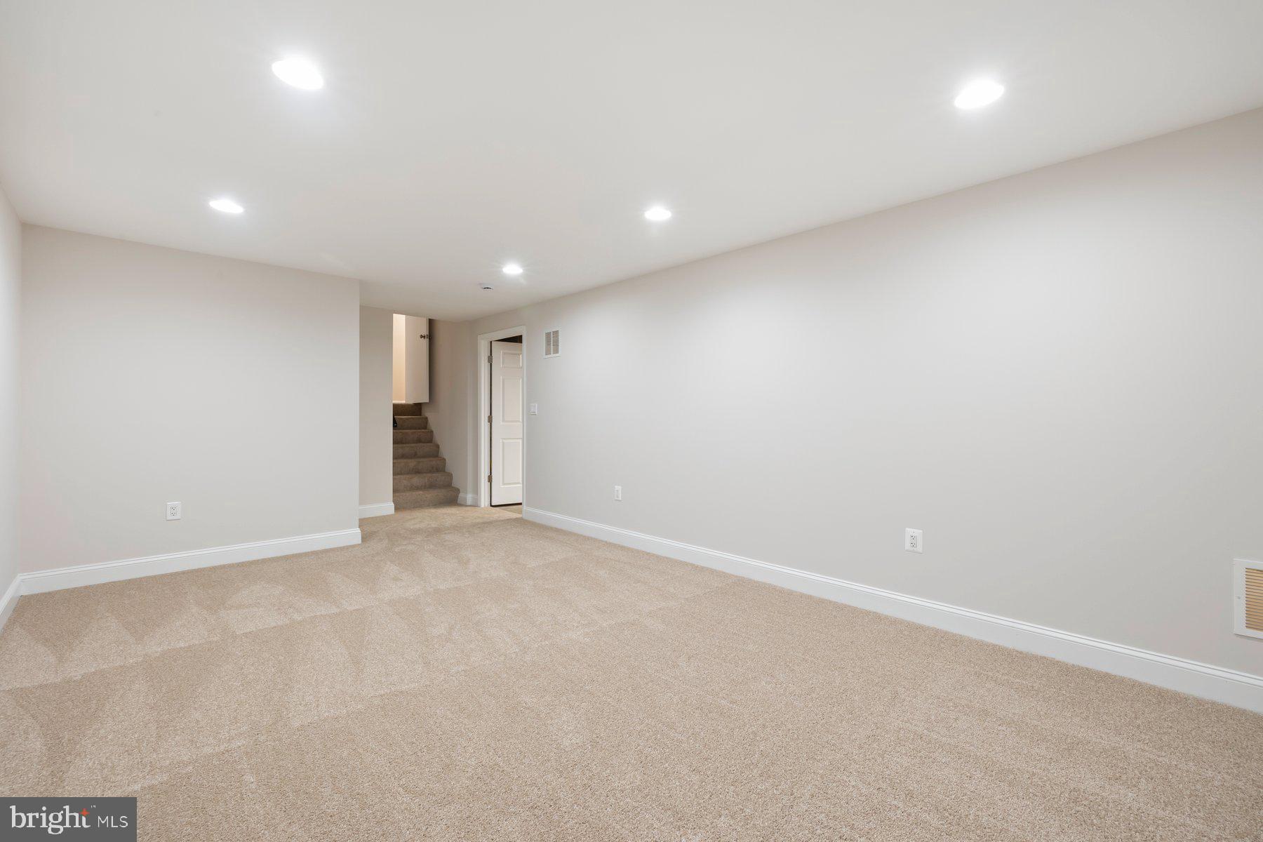 18604 Muncaster Road Rockville, MD 20855 - Photo 73 of 90