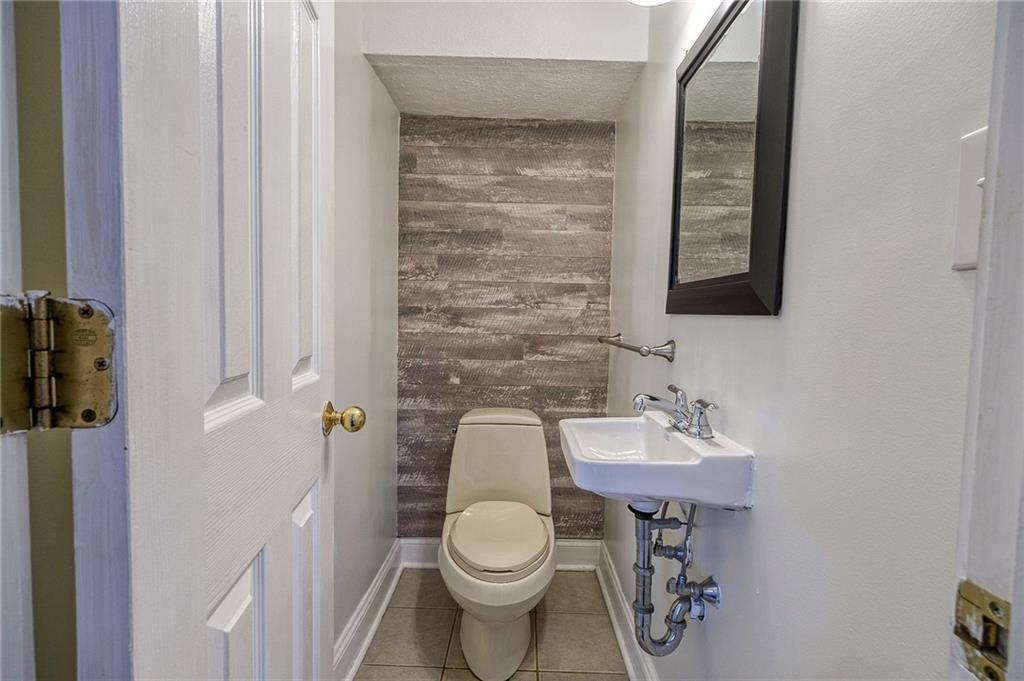 1450 Conway Wallrose Road Freedom, PA 15042 - Photo 17 of 38 Gallery Image 17