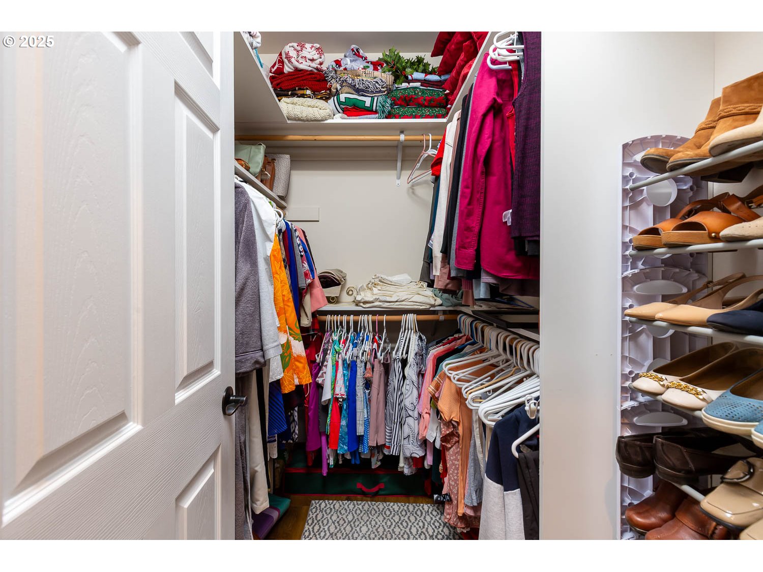 8413 Forest Ridge Loop Redmond, OR 97756 - Photo 18 of 40 a view of a walk in closet