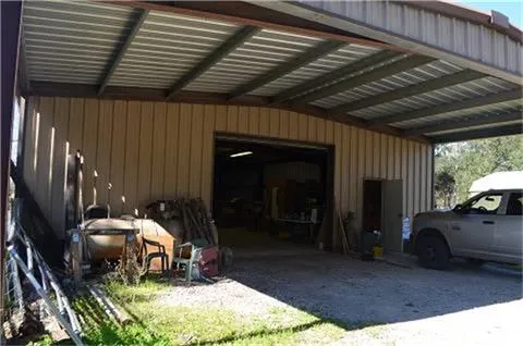 $749,900 | 319 Wallace Road, Hankamer, TX 77560