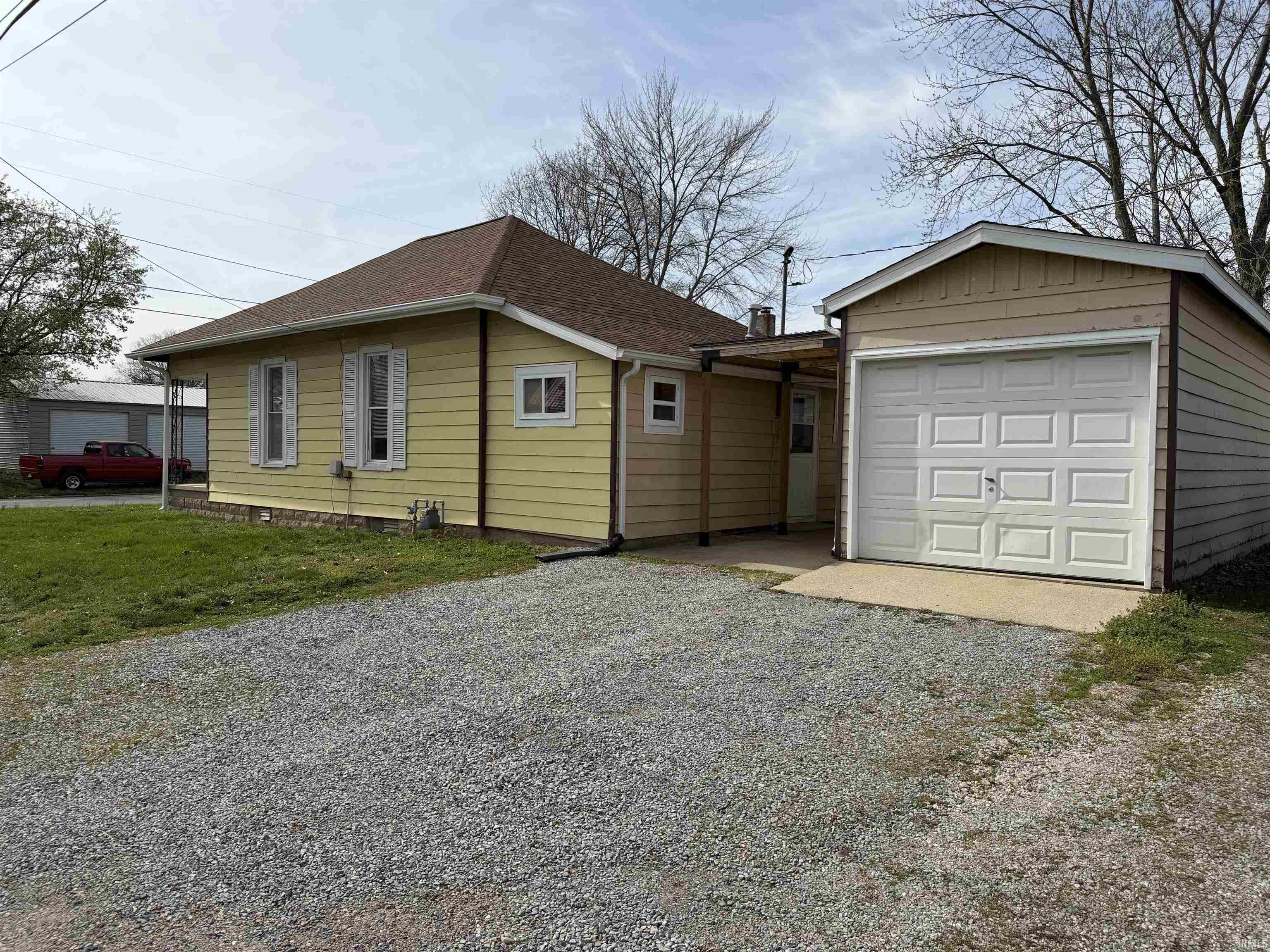 519 Ash Street Mount Carmel, IL 62863 - Photo 4 of 19