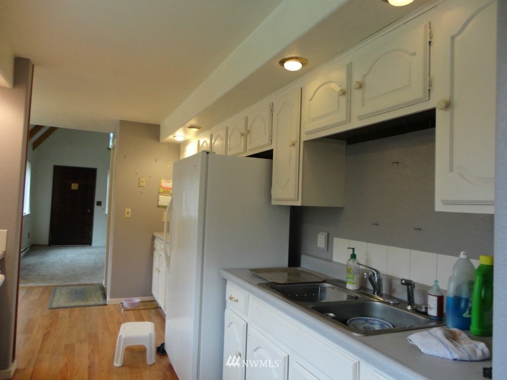 319 Bevin Lake Road Randle, WA 98377 - Photo 3 of 15 Gallery Image 3