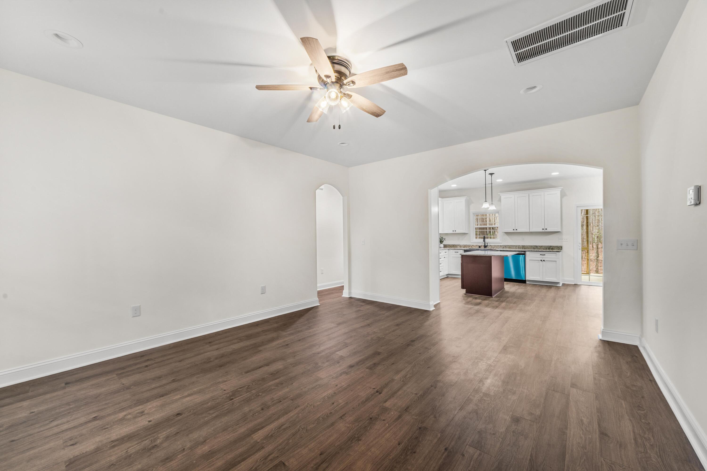 688 Sikes Road St. Matthews, SC 29135 - Photo 6 of 25 IMG_3948