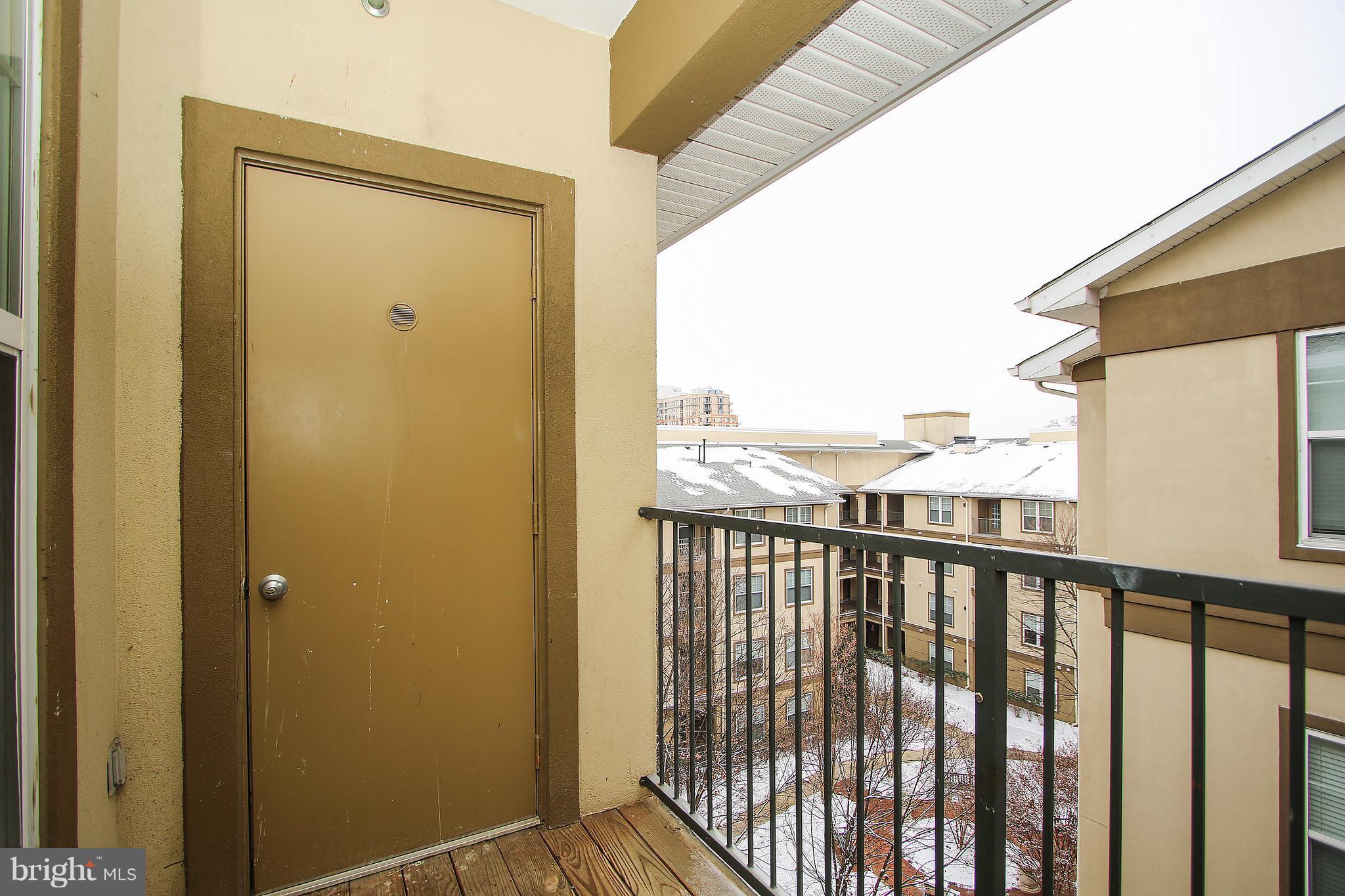 11750 Old Georgetown Road, Unit 2523 North Bethesda, MD 20852 - Photo 22 of 30 Balcony