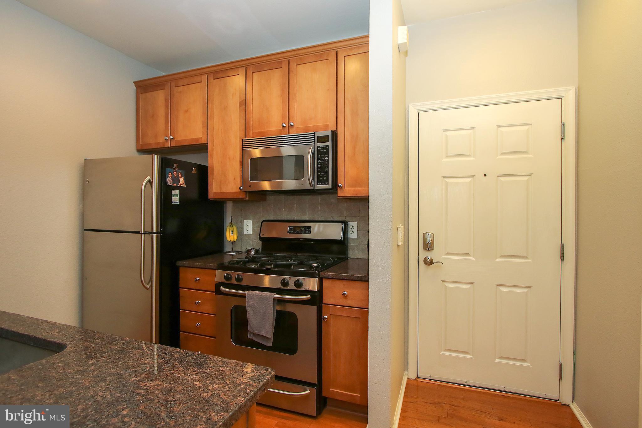 11750 Old Georgetown Road, Unit 2523 North Bethesda, MD 20852 - Photo 9 of 30 Kitchen