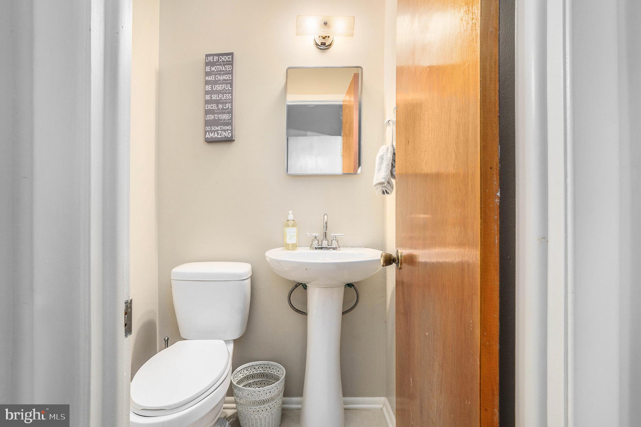 630 Renz Street Philadelphia, PA 19128 - Photo 15 of 26 half bath