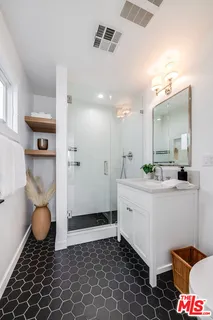 $3,275,000 | 935 South Burnside Avenue, Los Angeles, CA 90036
