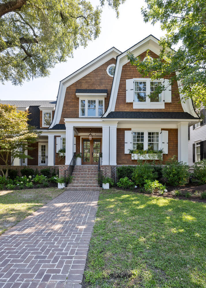 232 Delahow Street Daniel Island, SC 29492 - Photo 5 of 105 Remodeled Custom Home