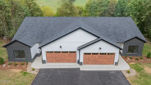 $799,800 | 1519-1521 Carroll Creek Road, Johnson City, TN 37615
