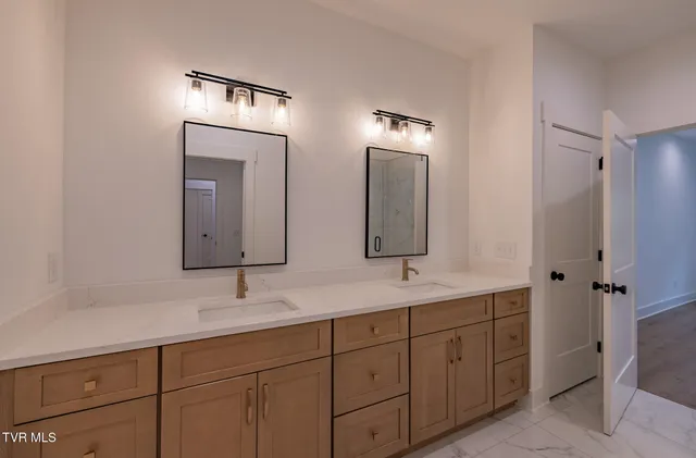 $799,800 | 1519-1521 Carroll Creek Road, Johnson City, TN 37615