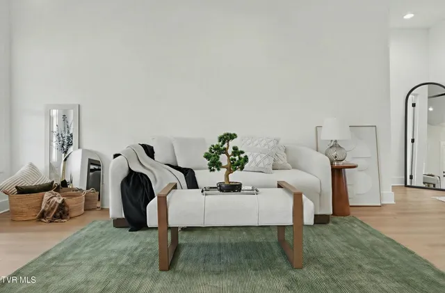 $789,800 | 1519-1521 Carroll Creek Road, Johnson City, TN 37615