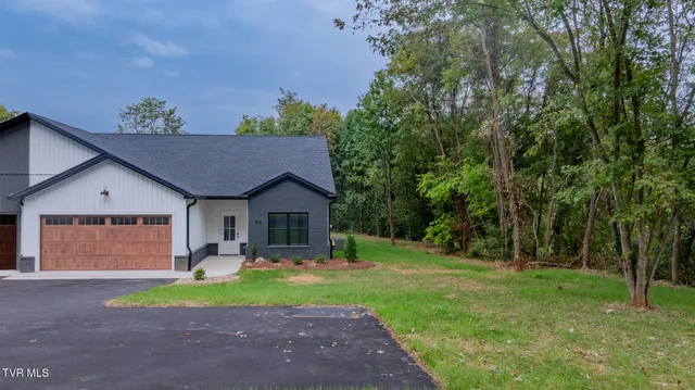 $799,800 | 1519-1521 Carroll Creek Road, Johnson City, TN 37615