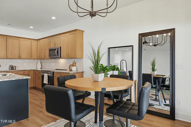 $789,800 | 1519-1521 Carroll Creek Road, Johnson City, TN 37615