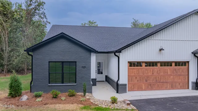 $799,800 | 1519-1521 Carroll Creek Road, Johnson City, TN 37615