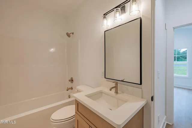 $799,800 | 1519-1521 Carroll Creek Road, Johnson City, TN 37615