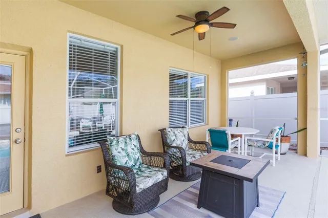 a view of a tennis court