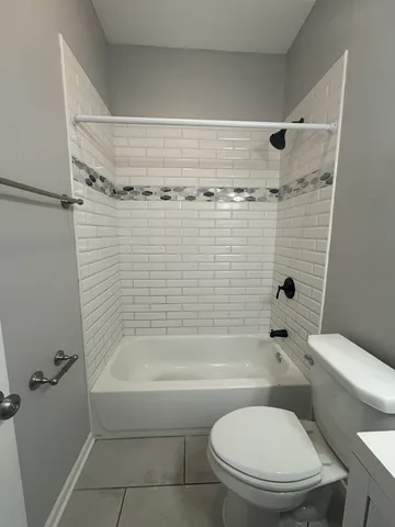 $1,600 | 1630 South Washtenaw Avenue, Unit M, Chicago, IL 60608