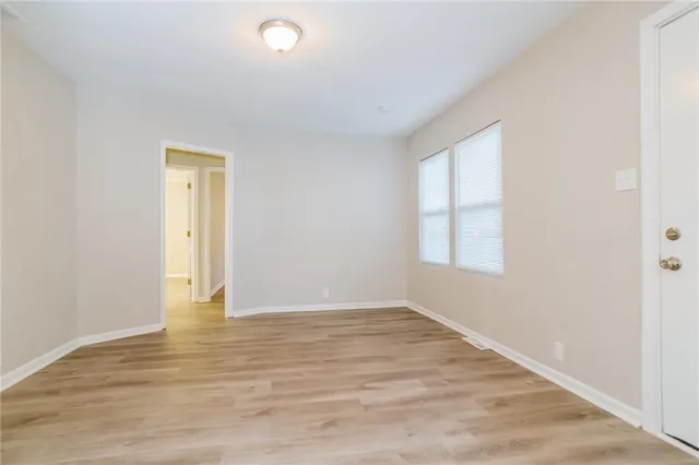 $1,725 | 1004 South Brockway Street, Olathe, KS 66061