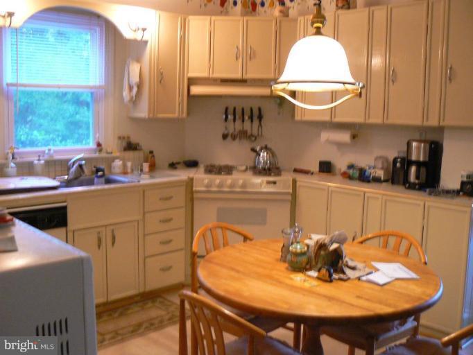 638 Fairhaven Road Tracys Landing, MD 20779 - Photo 5 of 17 Kitchen