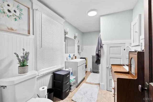 $1,600 | 607 Tulip Street, Unit 2, Salina, NY 13088