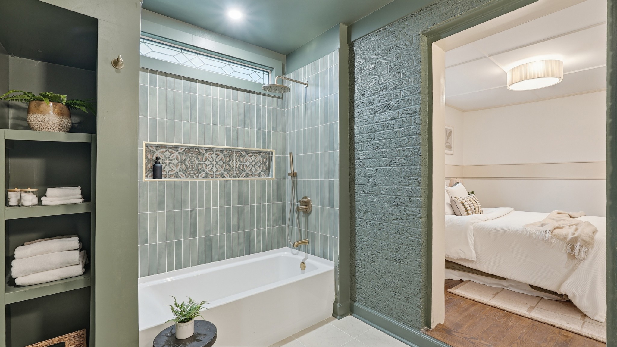 229 Franklin Limestone Road Nashville, TN 37217 - Photo 25 of 41 a bathroom with a tub and shower