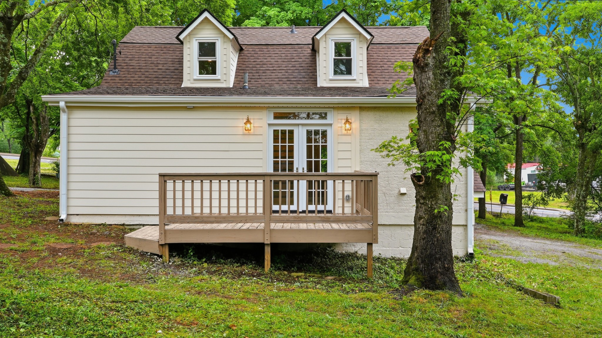 229 Franklin Limestone Road Nashville, TN 37217 - Photo 38 of 41 a front view of a house with a yard