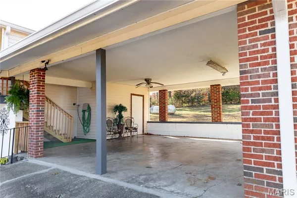 $230,000 | 2175 Lone Wolf Drive, Cuba, MO 65453