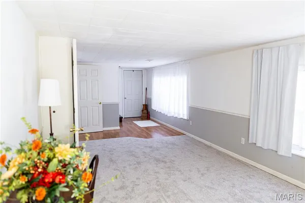 $230,000 | 2175 Lone Wolf Drive, Cuba, MO 65453