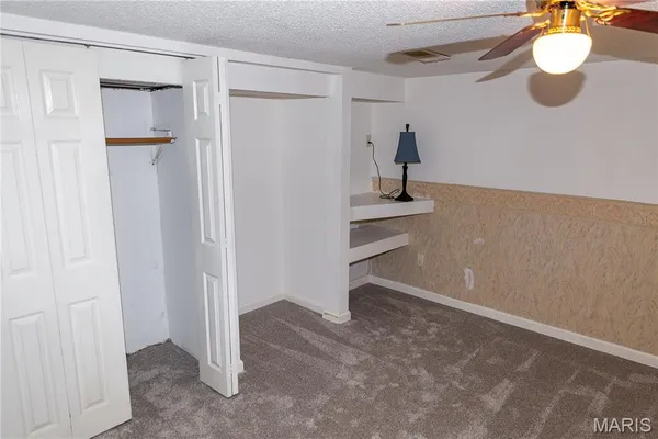 $230,000 | 2175 Lone Wolf Drive, Cuba, MO 65453