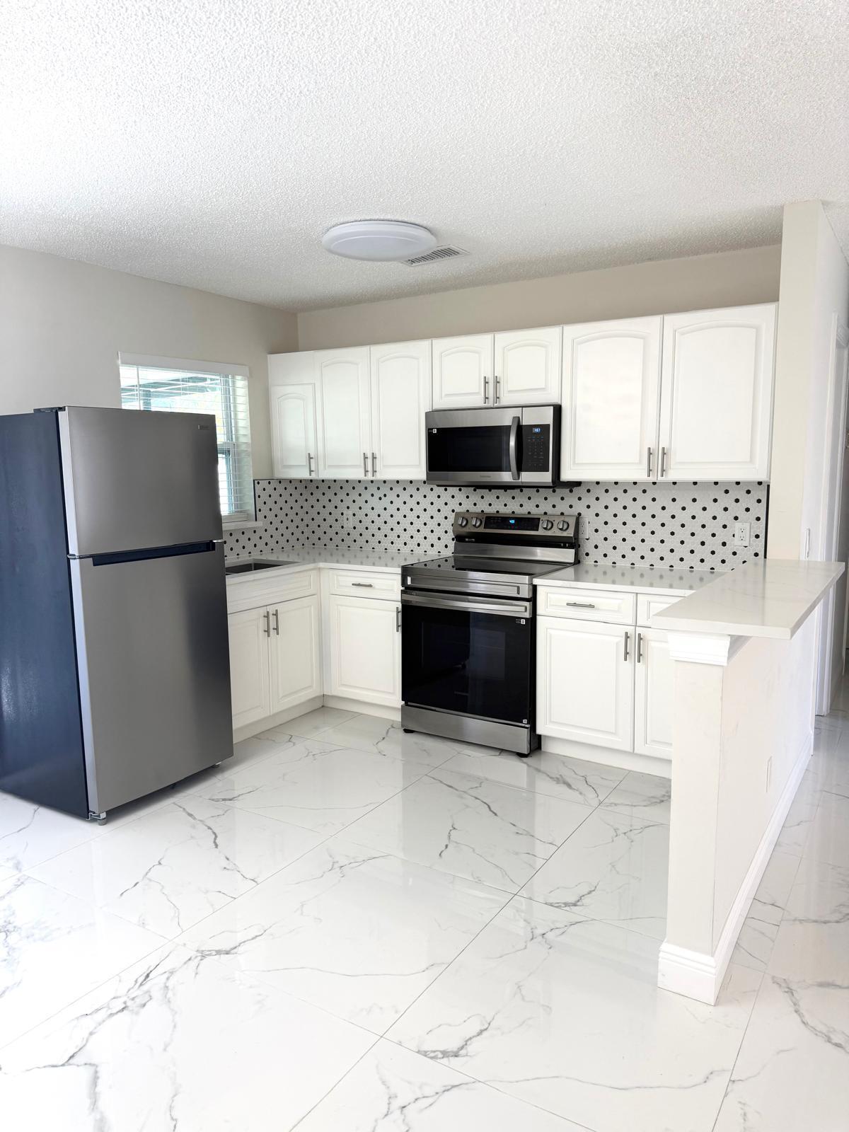 699 Northwest Riverside Drive Port St. Lucie, FL 34983 - Photo 11 of 23 10