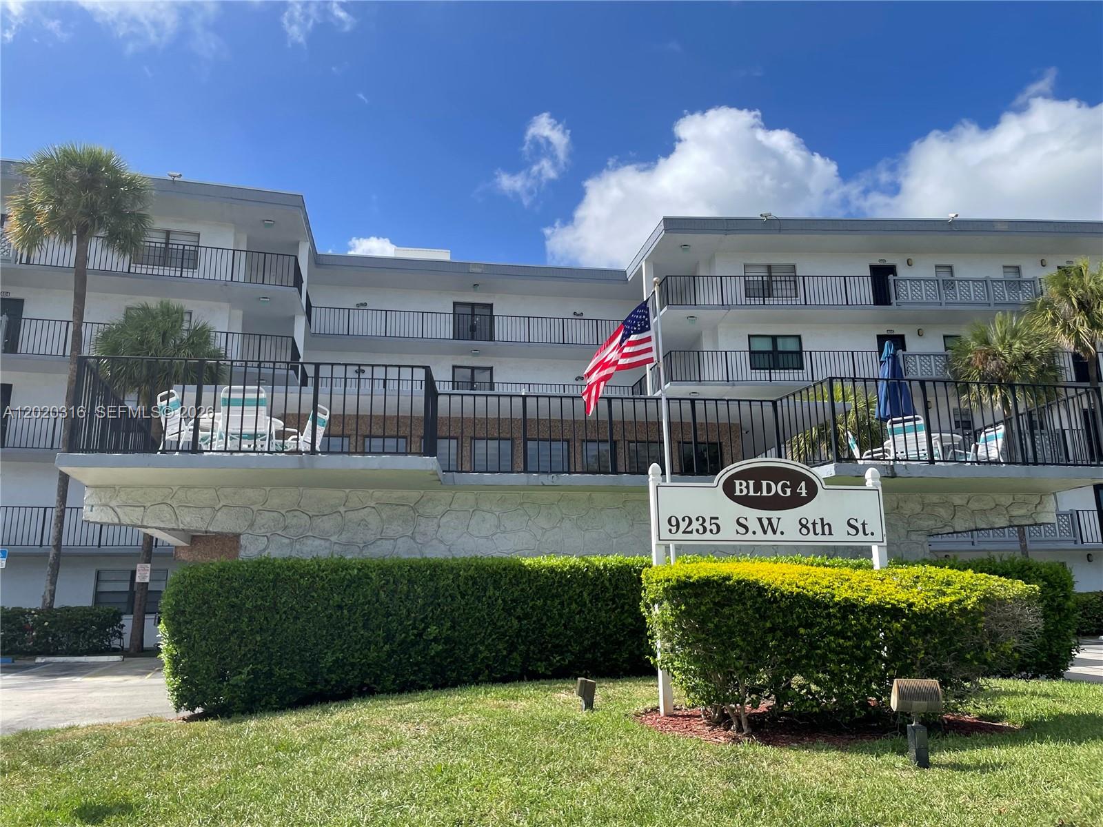 9235 Southwest 8th Street, Unit 209 Boca Raton, FL 33428 - Photo 1 of 27