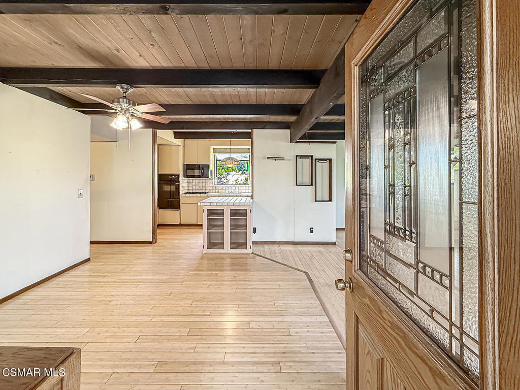 253 Beech Road Newbury Park, CA 91320 - Photo 4 of 29