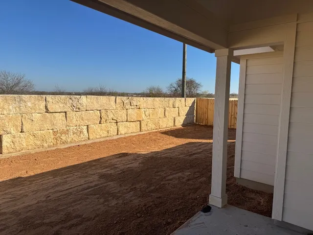 $333,990 | 412 Quail Convey Drive, Jarrell, TX 76537